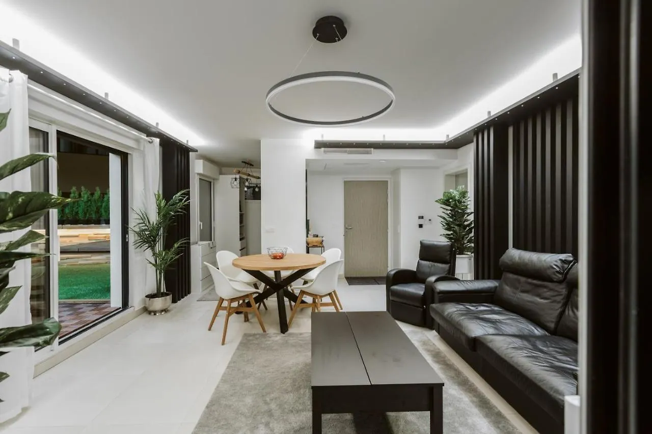 Monaco View, Pool, Garage, 100 M2 Terrace Apartment Beausoleil 0*,  France
