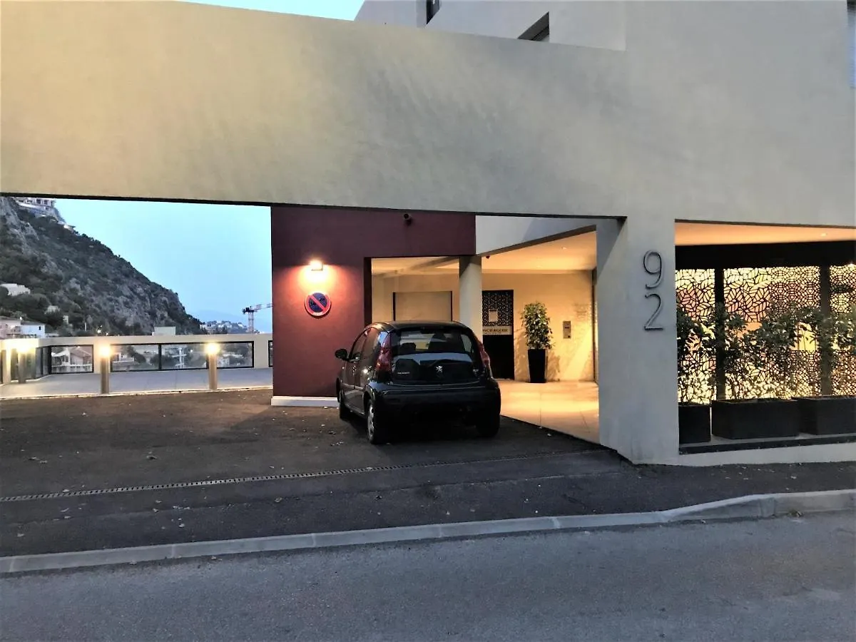 Monaco View, Pool, Garage, 100 M2 Terrace Apartment Beausoleil