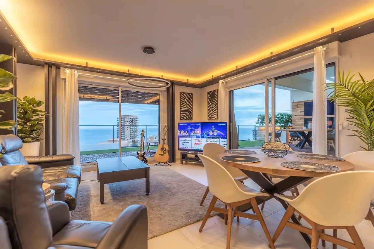 Monaco View, Pool, Garage, 100 M2 Terrace Apartment Beausoleil