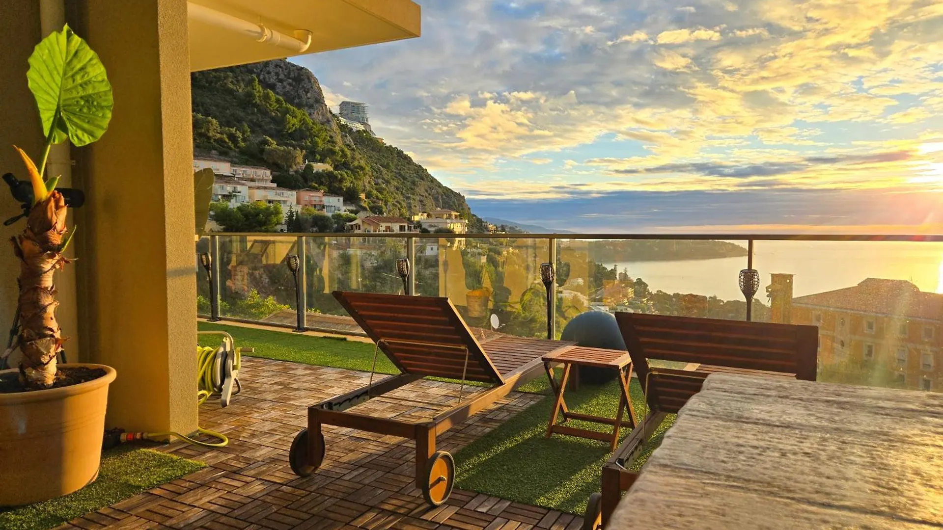 Monaco View, Pool, Garage, 100 M2 Terrace Apartment Beausoleil