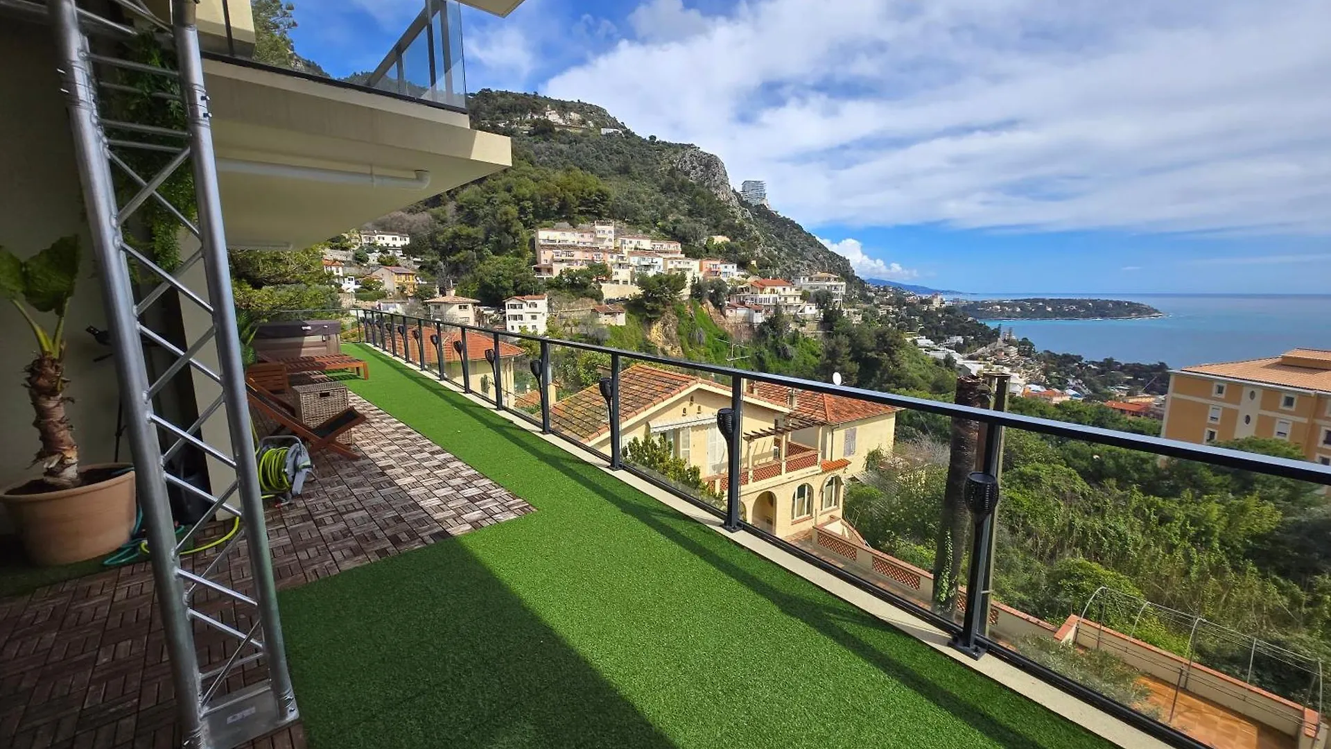Monaco View, Pool, Garage, 100 M2 Terrace Apartment Beausoleil